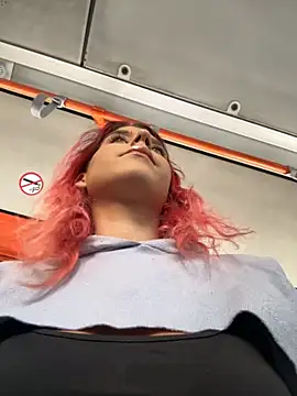 RiriRoseey online show from September 18, 2025, 6:48 am