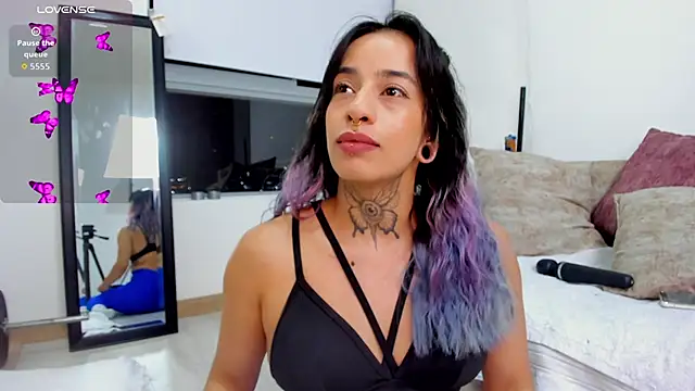 quimeralady online show from September 18, 2025, 3:30 am