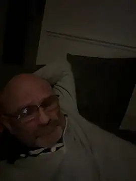 Shyboy817 online show from March 14, 2026, 3:56 am