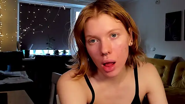 StellaDavis online show from February 12, 2025, 12:22 pm