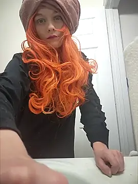 AriellaTaylor online show from December 8, 2024, 4:28 pm