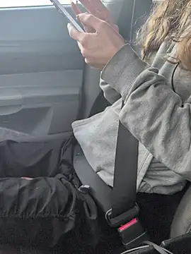 AriellaTaylor online show from November 23, 2025, 2:39 pm