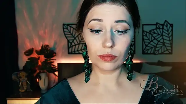 MissBeverlyMills online show from January 24, 2025, 6:14 pm