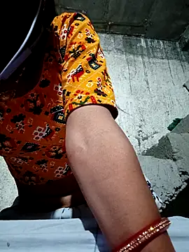 Anushka Ji online show from March 8, 2025, 4:39 pm