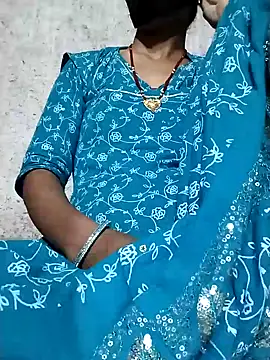 Anushka Ji online show from September 10, 2025, 4:29 pm