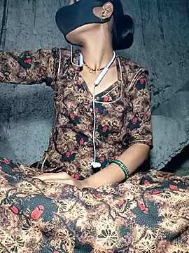 Anushka Ji online show from December 22, 2025, 4:48 pm