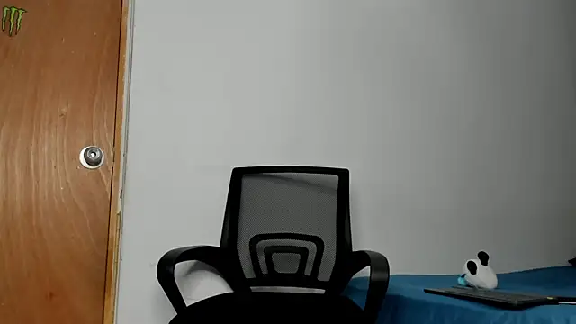 andrew rose  online show from December 5, 2025, 12:52 am