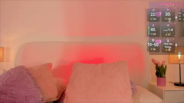 Megan-holly online show from November 14, 2025, 7:56 pm