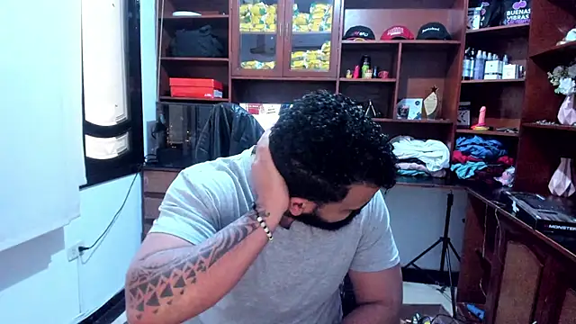 Snapshot of Drako_Argentii chatting on December 2, 2024, 3:47 pm Drako Argentii online show from December 2, 2024, 3:47 pm