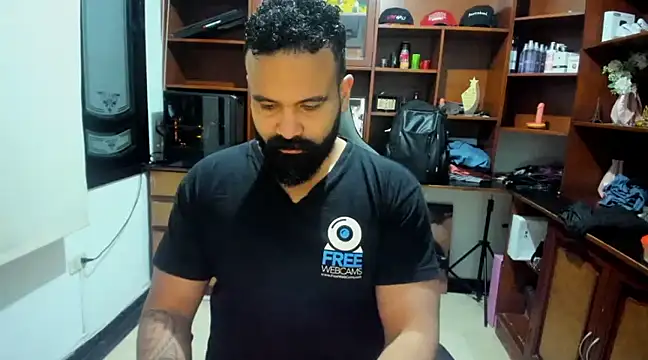 Snapshot of Drako_Argentii chatting on December 18, 2024, 4:09 am Drako Argentii online show from December 18, 2024, 4:09 am