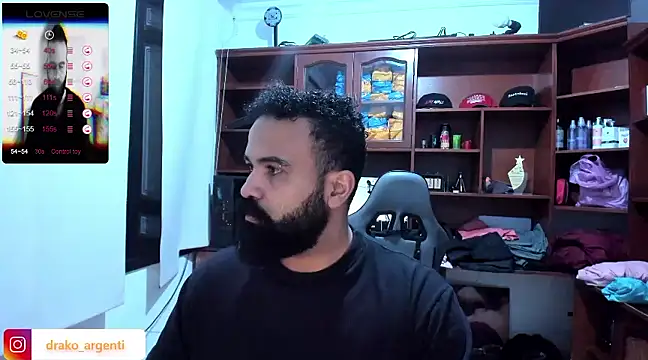 Snapshot of Drako_Argentii chatting on December 26, 2024, 11:24 pm Drako Argentii online show from December 26, 2024, 11:24 pm