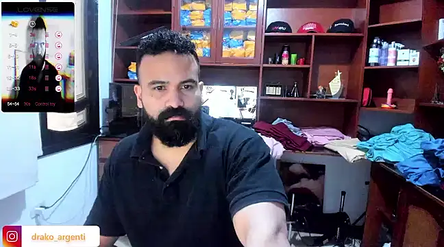 Snapshot of Drako_Argentii chatting on January 8, 2025, 12:15 pm Drako Argentii online show from January 8, 2025, 12:15 pm