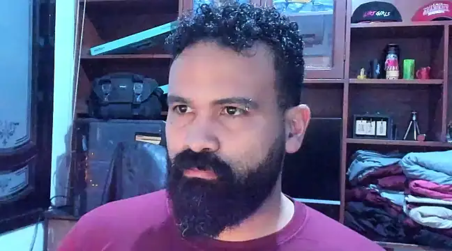 Snapshot of Drako_Argentii chatting on January 26, 2025, 3:27 am Drako Argentii online show from January 26, 2025, 3:27 am