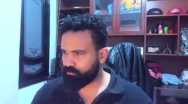 Snapshot of Drako_Argentii chatting on January 29, 2025, 3:33 am Drako Argentii online show from January 29, 2025, 3:33 am