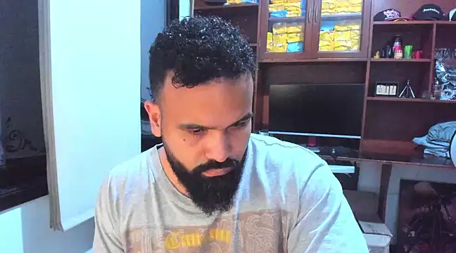 Snapshot of Drako_Argentii chatting on February 9, 2025, 12:49 am Drako Argentii online show from February 9, 2025, 12:49 am