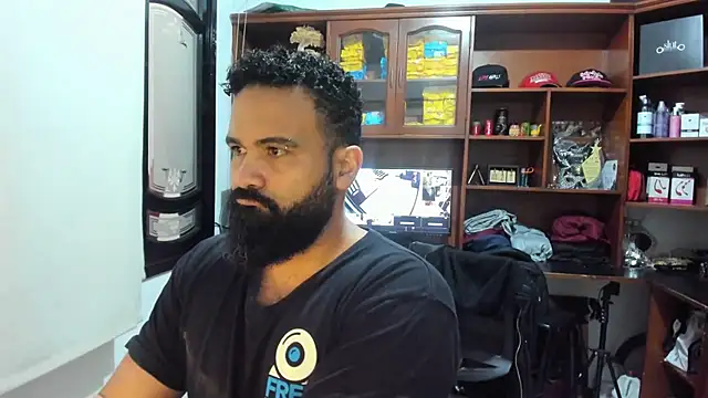 Snapshot of Drako_Argentii chatting on February 20, 2025, 4:03 pm Drako Argentii online show from February 20, 2025, 4:03 pm