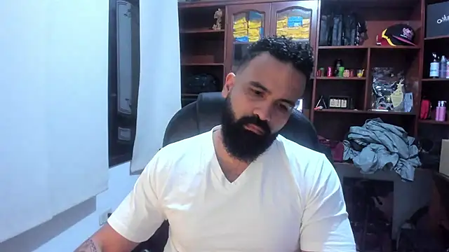 Snapshot of Drako_Argentii chatting on March 4, 2025, 4:27 am Drako Argentii online show from March 4, 2025, 4:27 am