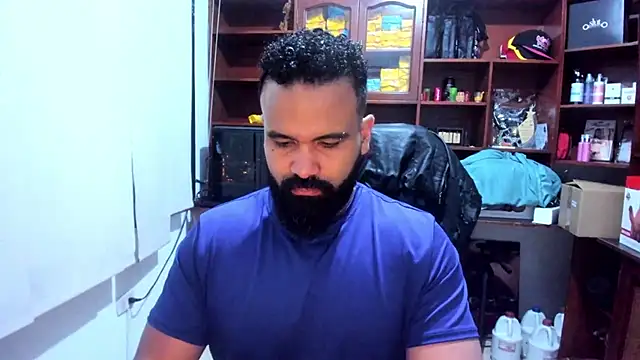 Snapshot of Drako_Argentii chatting on March 5, 2025, 3:51 am Drako Argentii online show from March 5, 2025, 3:51 am