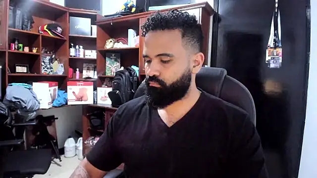 Snapshot of Drako_Argentii chatting on March 7, 2025, 3:40 am Drako Argentii online show from March 7, 2025, 3:40 am