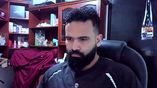 Snapshot of Drako_Argentii chatting on March 8, 2025, 3:06 am Drako Argentii online show from March 8, 2025, 3:06 am