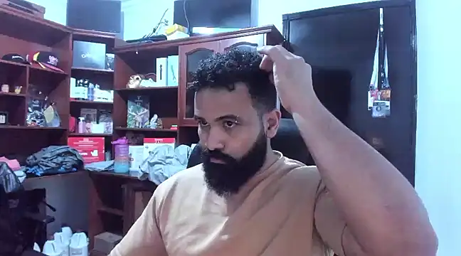 Snapshot of Drako_Argentii chatting on March 16, 2025, 3:04 am Drako Argentii online show from March 16, 2025, 3:04 am