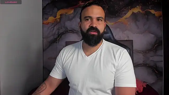 Snapshot of Drako_Argentii chatting on January 8, 2026, 12:18 pm Drako Argentii online show from January 8, 2026, 12:18 pm