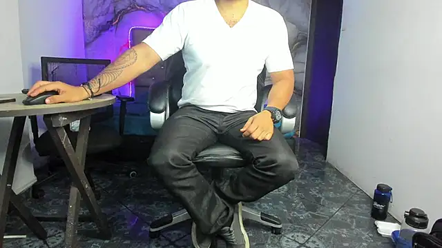 Snapshot of Drako_Argentii chatting on March 16, 2026, 3:12 am Drako Argentii online show from March 16, 2026, 3:12 am