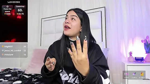 atena hill online show from January 12, 2025, 1:53 am