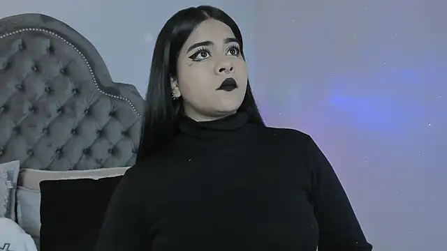 atena hill online show from January 6, 2026, 7:17 pm