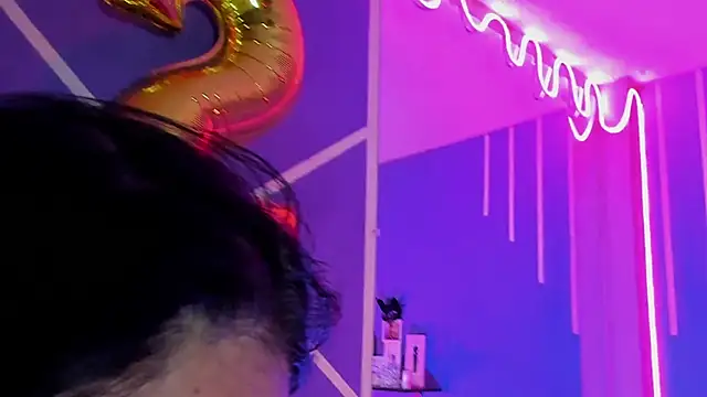 Alexa Espinoza online show from March 7, 2025, 11:29 am