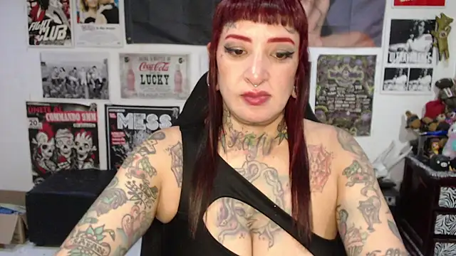 Snapshot of Rollyderolandia666 chatting on May 29, 2026, 10:30 pm Rollyderolandia666 online show from May 29, 2026, 10:30 pm