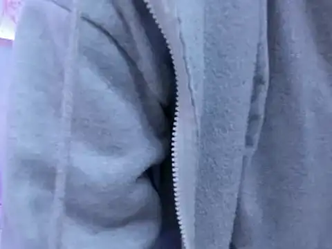 Emmapark  online show from February 25, 2025, 6:53 pm