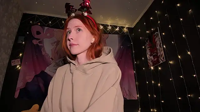 FruttiTatti online show from December 8, 2024, 11:40 pm