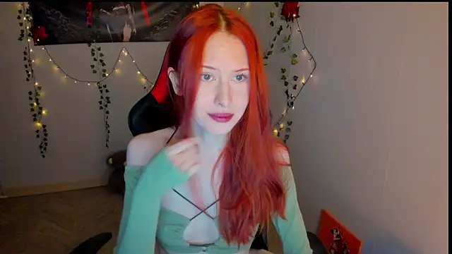 FruttiTatti online show from December 5, 2025, 6:26 pm