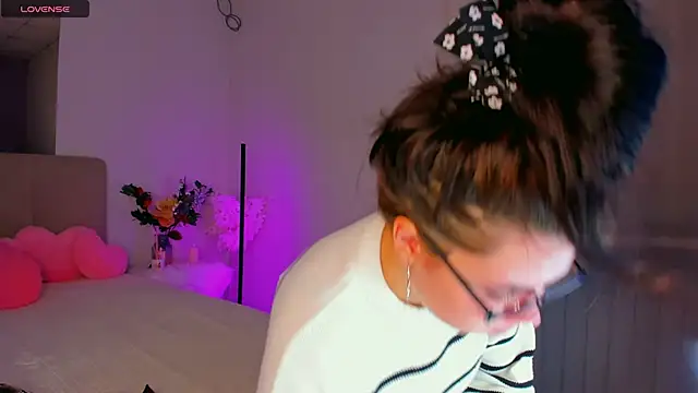 SelenaaSky online show from December 18, 2024, 7:52 pm