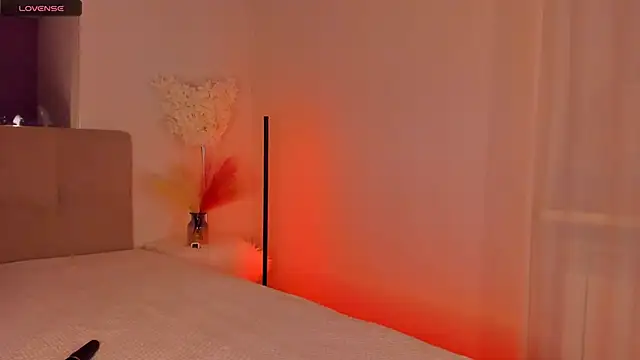 SelenaaSky online show from March 18, 2025, 5:10 pm