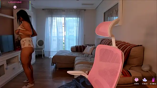 bella apont online show from September 13, 2025, 5:46 pm