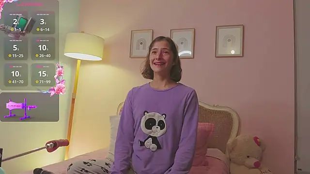 KittyAna online show from February 25, 2025, 8:19 pm