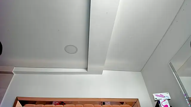 emilyparkerr01 online show from March 2, 2025, 2:10 pm