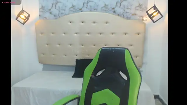 Kathiasaints online show from April 20, 2026, 8:32 pm