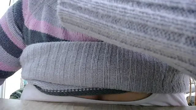 Contantin helena online show from December 2, 2025, 11:59 am