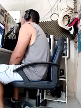 nek36 online show from April 22, 2026, 7:37 pm