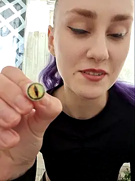 Erotic Synth Goddess online show from April 26, 2026, 3:10 pm