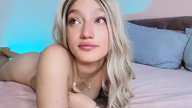 Giaa Ross online show from January 18, 2025, 2:44 pm