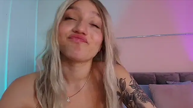 Giaa Ross online show from January 22, 2025, 5:49 pm