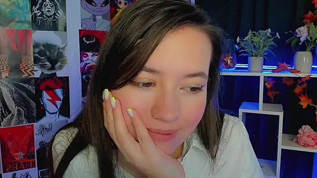 Lina Brownie online show from December 13, 2024, 5:16 am