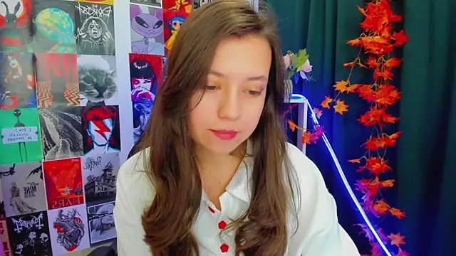 Lina Brownie online show from December 18, 2024, 5:48 am