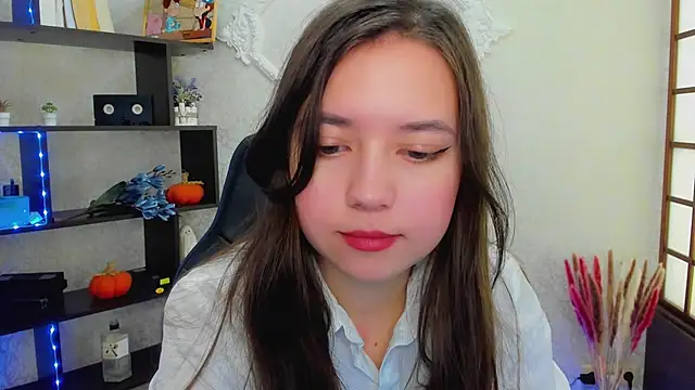 Lina Brownie online show from December 21, 2024, 5:14 am