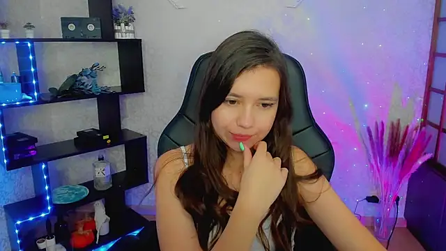 Lina Brownie online show from December 28, 2024, 5:33 am