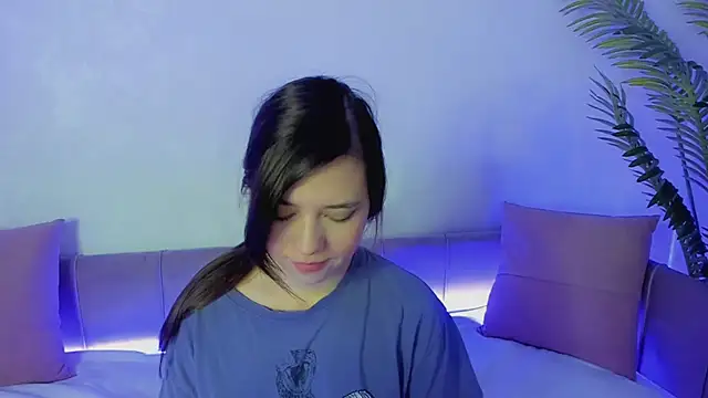 Lina Brownie online show from January 12, 2025, 2:14 am